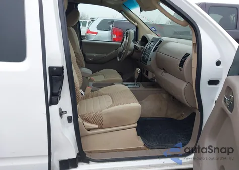 2011 Nissan Frontier Sv z USA, uszkodzony, nr VIN 1N6AD0CU2BC424172